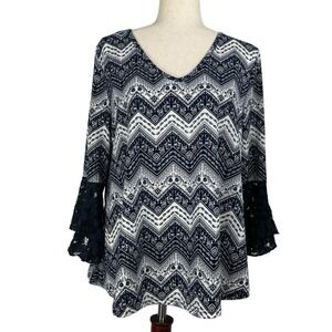 STEM & VINE CHEVRON GEO PRINT 3/4‎ BELL SLEEVES V-NECK BLOUSE MULTI LARGE EUC